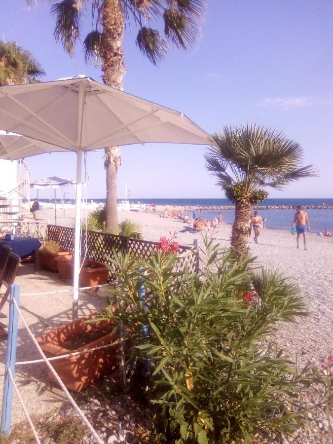 Bungalow Sixdays 2 Camporosso  Εξωτερικό φωτογραφία