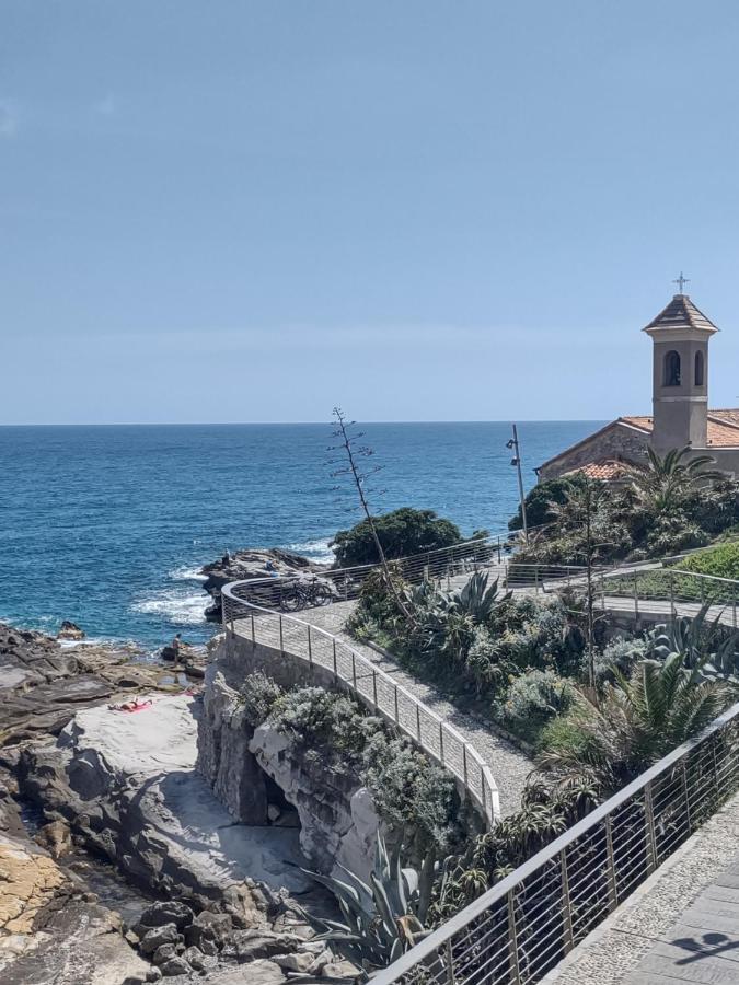 Bungalow Sixdays 2 Camporosso  Εξωτερικό φωτογραφία