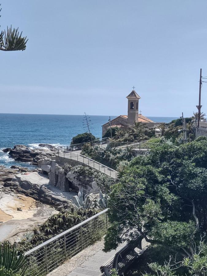 Bungalow Sixdays 2 Camporosso  Εξωτερικό φωτογραφία