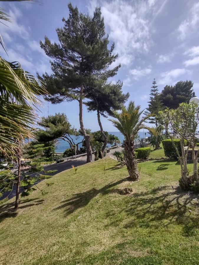 Bungalow Sixdays 2 Camporosso  Εξωτερικό φωτογραφία
